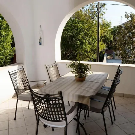 Studio Apartment In Starigrad-Paklenica I * Seline