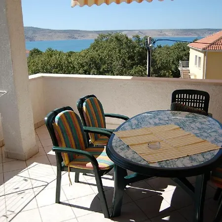 Studio Apartment In Starigrad-Paklenica I * Seline